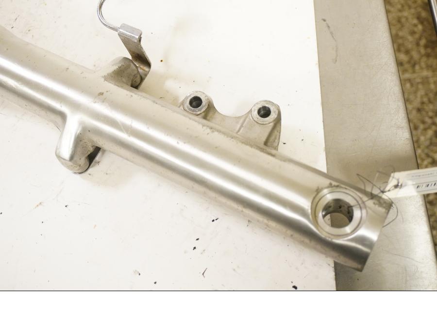 Baksidan på Gaffelben från en Kawasaki VN 1500 -1999 motorcykel.