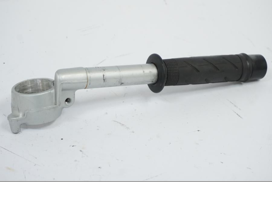 Baksidan på Handtag från en Honda VTR 1000 F -1999 motorcykel.