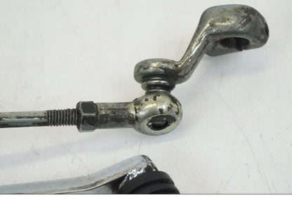 Vänster sida på Växelpedal från en Honda CB 750 -2002 motorcykel.