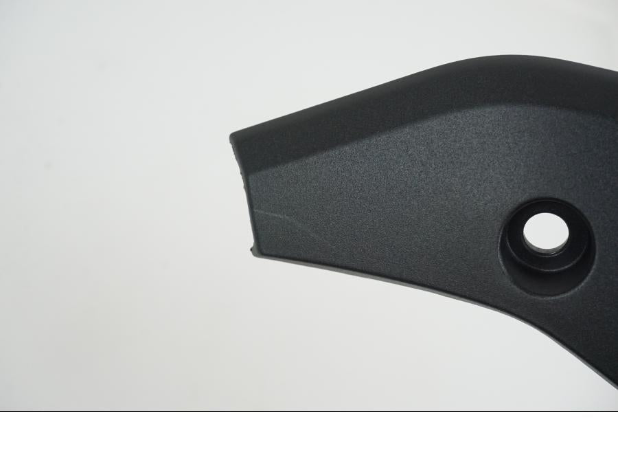 Snett uppifrån på Svingskärm från en Ducati X Diavel S -2016 motorcykel.