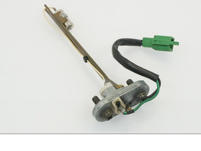 Vänster sida på Bensinkran från en Yamaha YZF 600 R -1996 motorcykel.