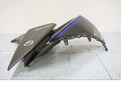 Vänster sida på Sidkåpa från en Yamaha MT-09 Tracer -2019 motorcykel.