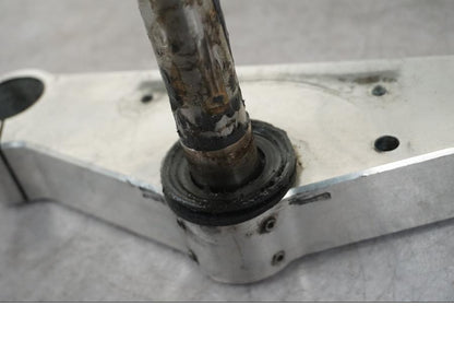 Snett uppifrån på Gaffelkrona från en Kawasaki VN 1500 -1996 motorcykel.