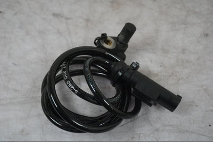 Höger sida på ABS givare från en BMW F 800 R -2018 motorcykel.