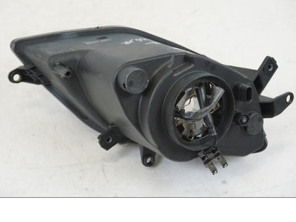 Snett uppifrån på Strålkastare från en BMW S 1000 XR -2014 motorcykel.