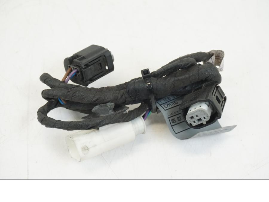 Baksidan på Kablage från en BMW K 1200 LT -2004 motorcykel.