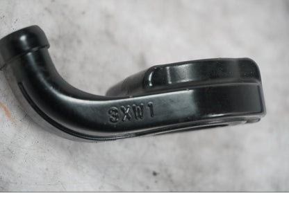 Vänster sida på Gasklo från en Kawasaki ZX-10R -2008 motorcykel.