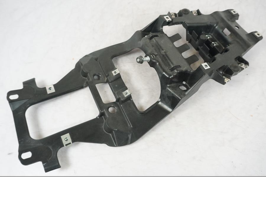 Framsidan på Undertail från en Yamaha MT 125 -2017 motorcykel.