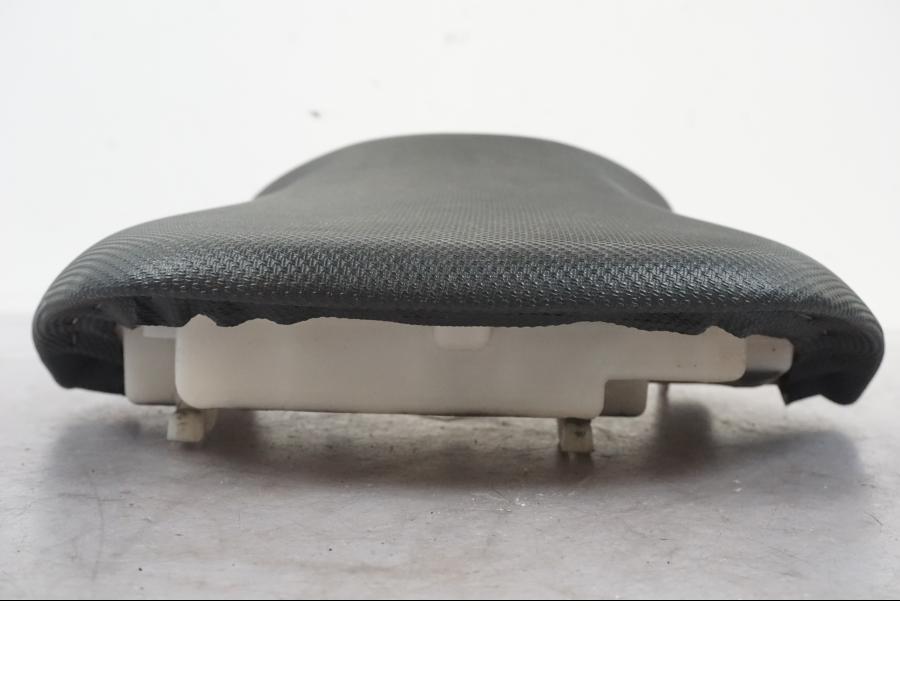 Extrabild1 på Sadel från en Kawasaki ZX-6R -2006 motorcykel.