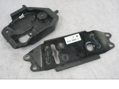 Extrabild4 på Skruv / Mutter etc från en Yamaha MT-09 -2016 motorcykel.