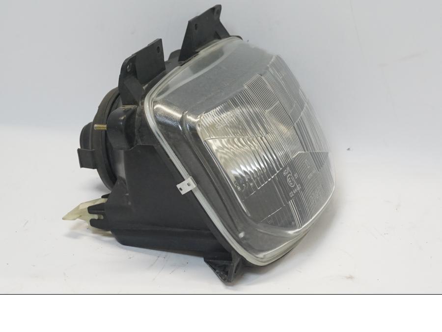 Höger sida på Strålkastare från en BMW R 1150 RS -2004 motorcykel.