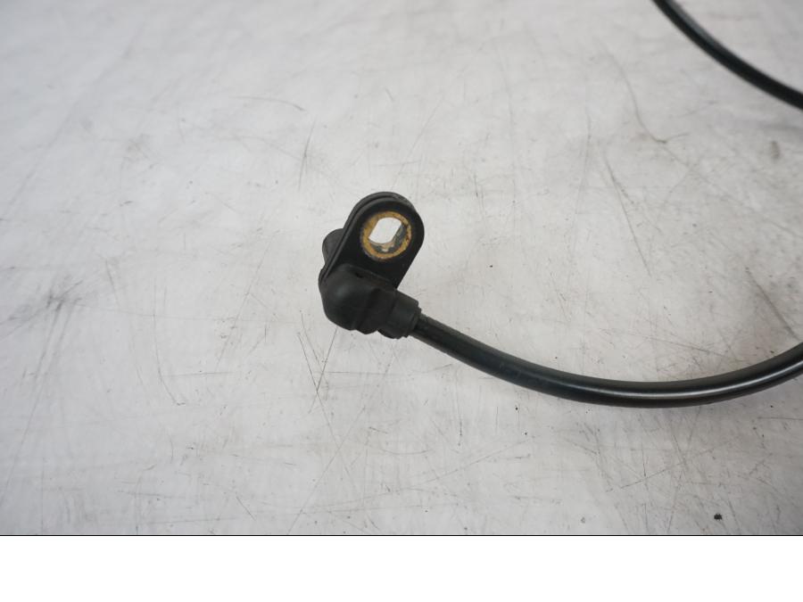 Höger sida på ABS givare från en KTM 690 Duke -2014 motorcykel.