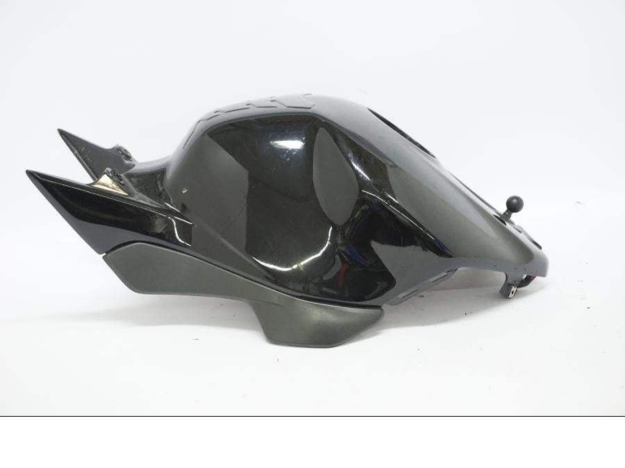 Baksidan på Bensintankskåpa från en Honda CBR 1000 RR -2006 motorcykel.