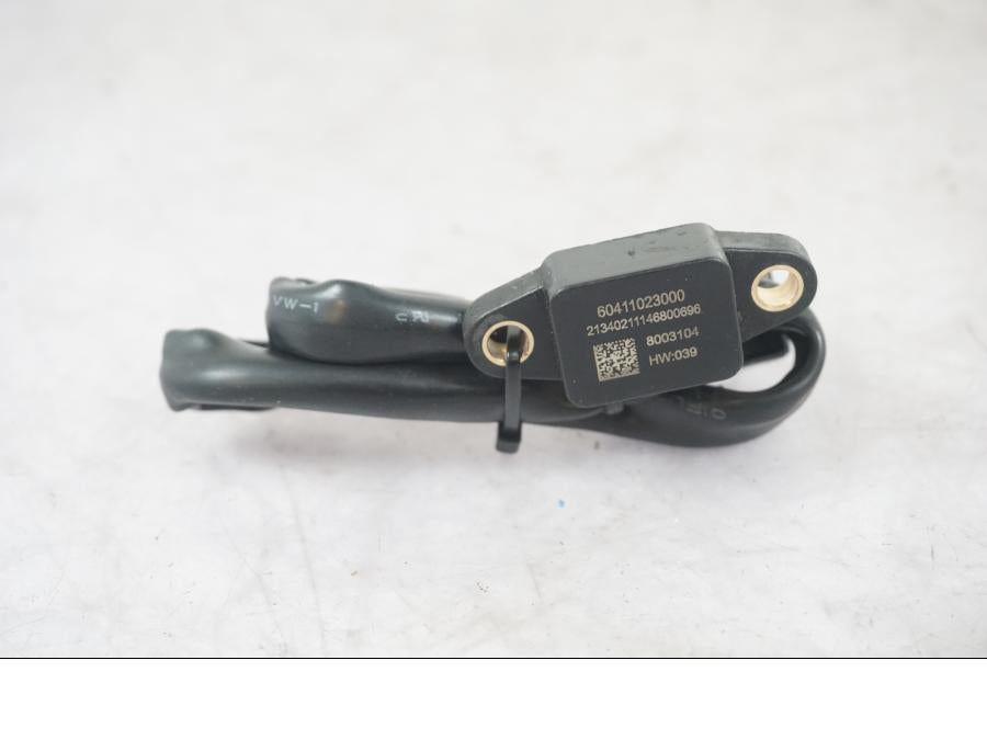 Baksidan på Växelindikator från en KTM 1290 Super Adventure S -2022 motorcykel.