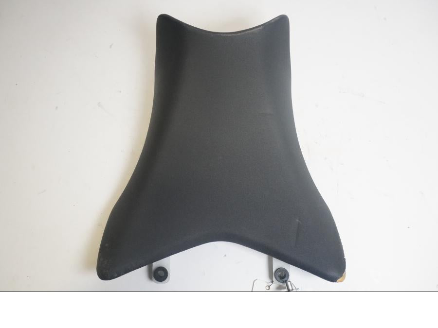 Framsidan på Sadel från en Kawasaki ZX-10R -2012 motorcykel.