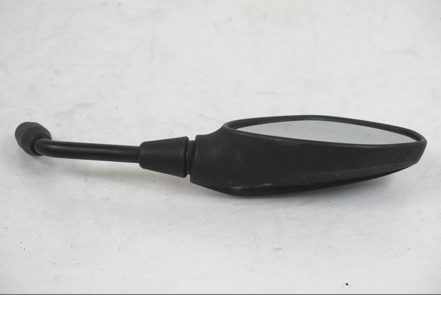 Framsidan på Backspegel från en BMW F 800 GS -2008 motorcykel.