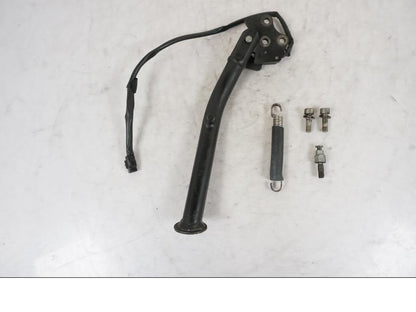 Framsidan på Sidostöd från en KTM 690 Duke -2014 motorcykel.