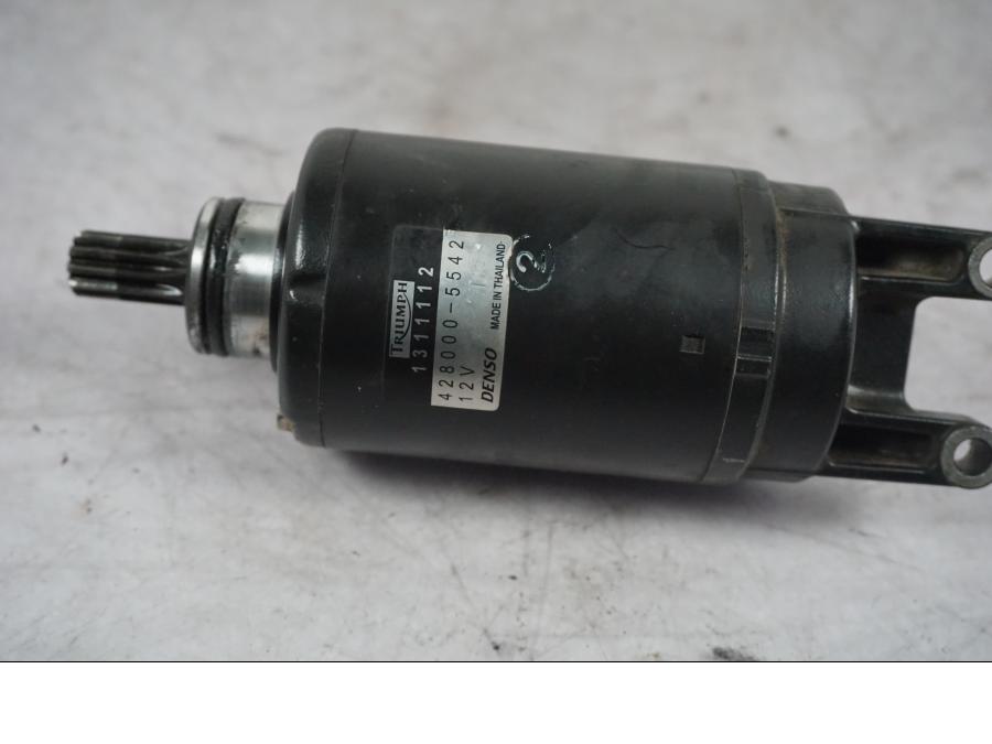 Höger sida på Startmotor från en Triumph Tiger Explorer -2016 motorcykel.