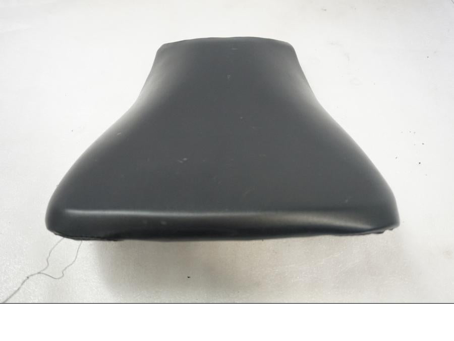 Höger sida på Sadel från en Honda CBR 1000 RR -2007 motorcykel.