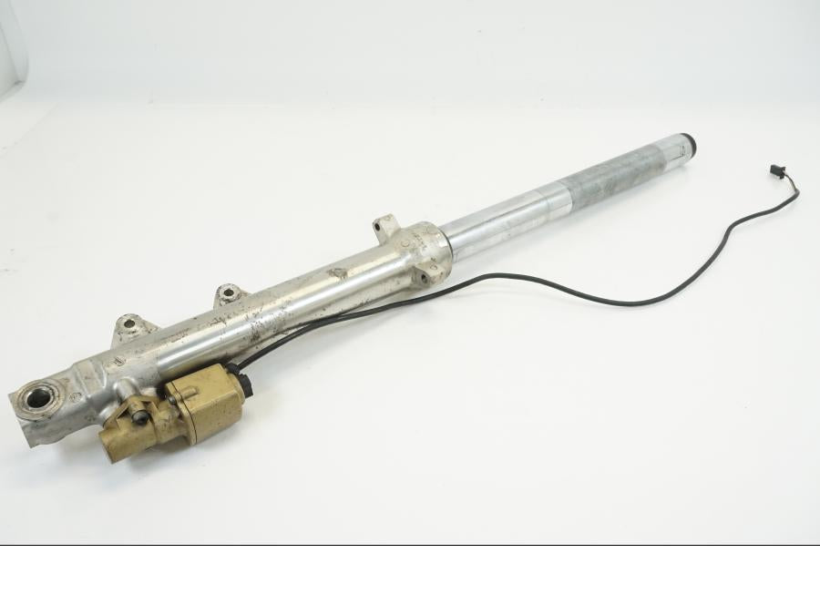 Framsidan på Gaffelben från en Suzuki GSX-R 1100 -1986 motorcykel.