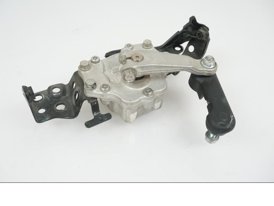 Framsidan på Styrdämpare från en Honda CBR 1000 RR -2010 motorcykel.