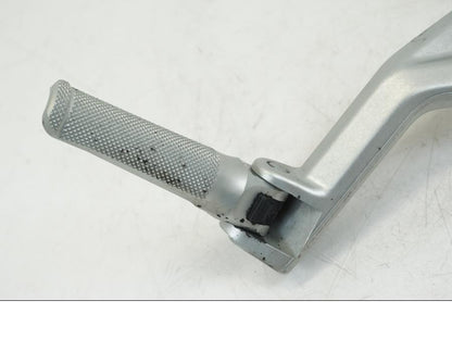 Extrabild3 på Fotpinne från en Ducati Streetfighter V4 -2020 motorcykel.