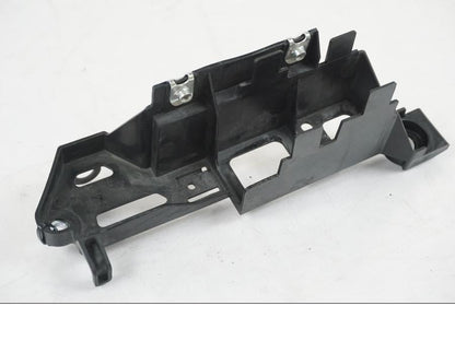 Framsidan på Relähållare från en Yamaha MT-07 -2019 motorcykel.