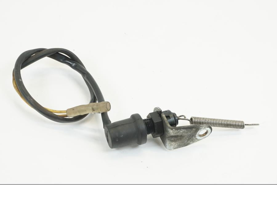 Framsidan på Bromsljuskontakt från en Yamaha XV 750 -1998 motorcykel.