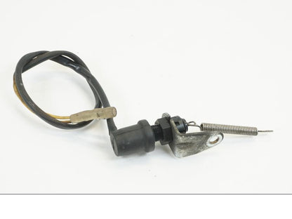 Framsidan på Bromsljuskontakt från en Yamaha XV 750 -1998 motorcykel.