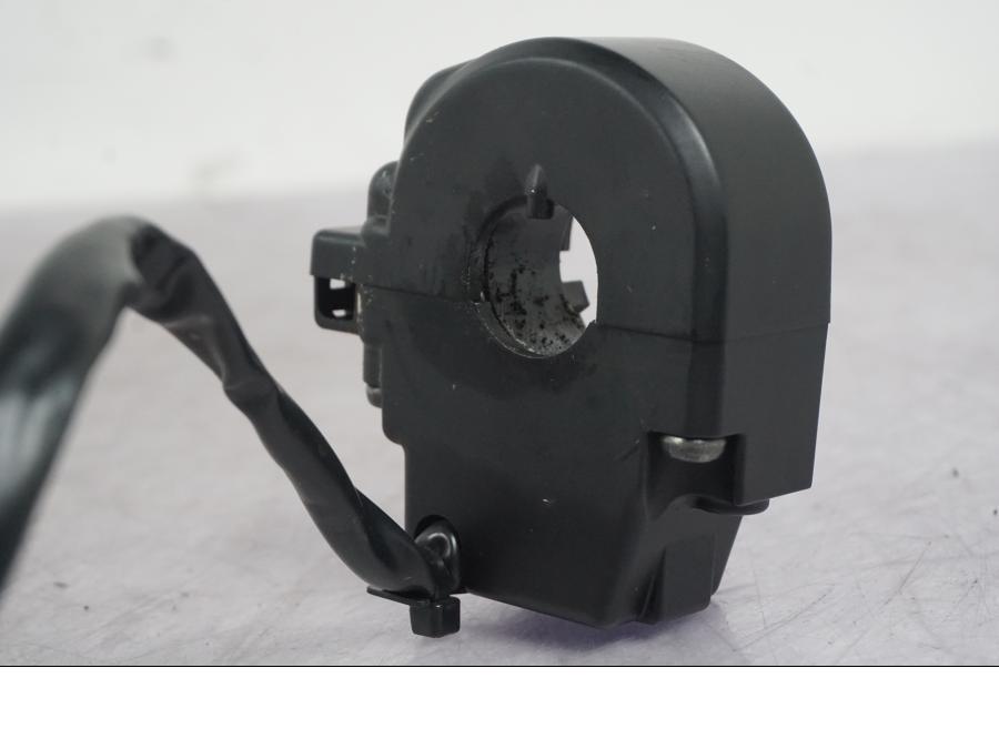 Snett uppifrån på Gasklo från en Ducati Multistrada V4 -2024 motorcykel.