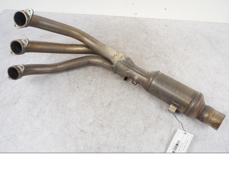 Framsidan på Grenrör från en BMW K 1600 GTL -2015 motorcykel.