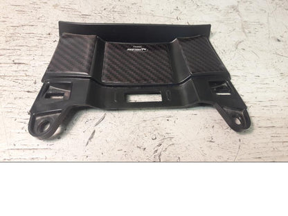 Framsidan på Plast från en Honda ADV 750 -2017 motorcykel.