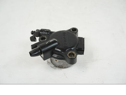 Framsidan på Kopplingslavcylinder från en Kawasaki ZZR 1100 -1994 motorcykel.