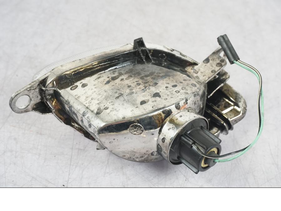 Snett uppifrån på Blinkers från en Suzuki GSX 1300 RX -1999 motorcykel.