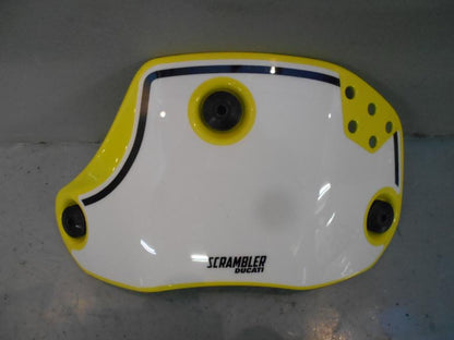 Baksidan på Kåpset från en Ducati Diverse -2017 motorcykel.