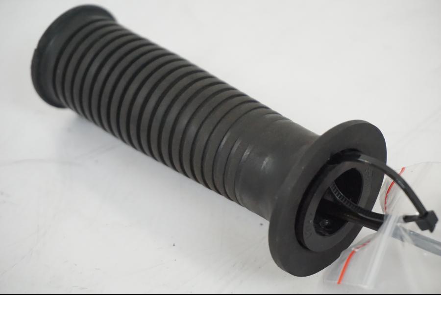 Vänster sida på Värmehandtag från en BMW F 650 CS -2002 motorcykel.