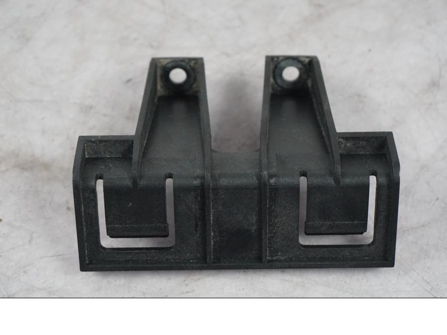 Baksidan på Batterihållare från en BMW K 1600 GTL -2015 motorcykel.