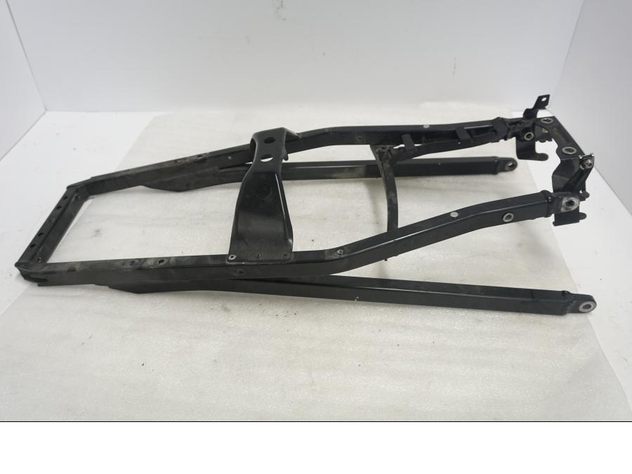 Framsidan på Bakram från en BMW K 1300 R -2011 motorcykel.