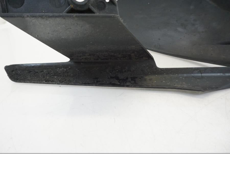 Extrabild5 på Svingskärm från en Ducati Streetfighter V4 -2020 motorcykel.