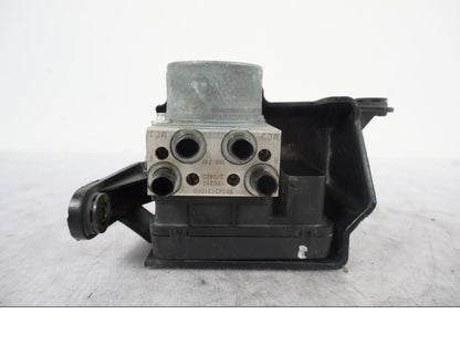 Baksidan på ABS Modulator från en KTM 690 SMCR -2016 motorcykel.