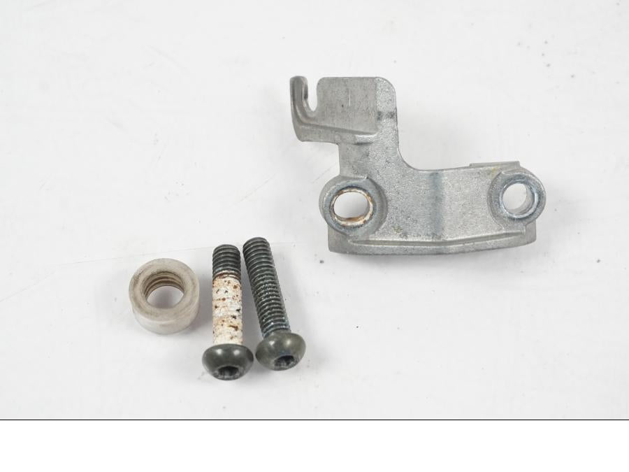 Baksidan på Sadellåsmekanism från en Yamaha YZF 1000 R1 -2007 motorcykel.