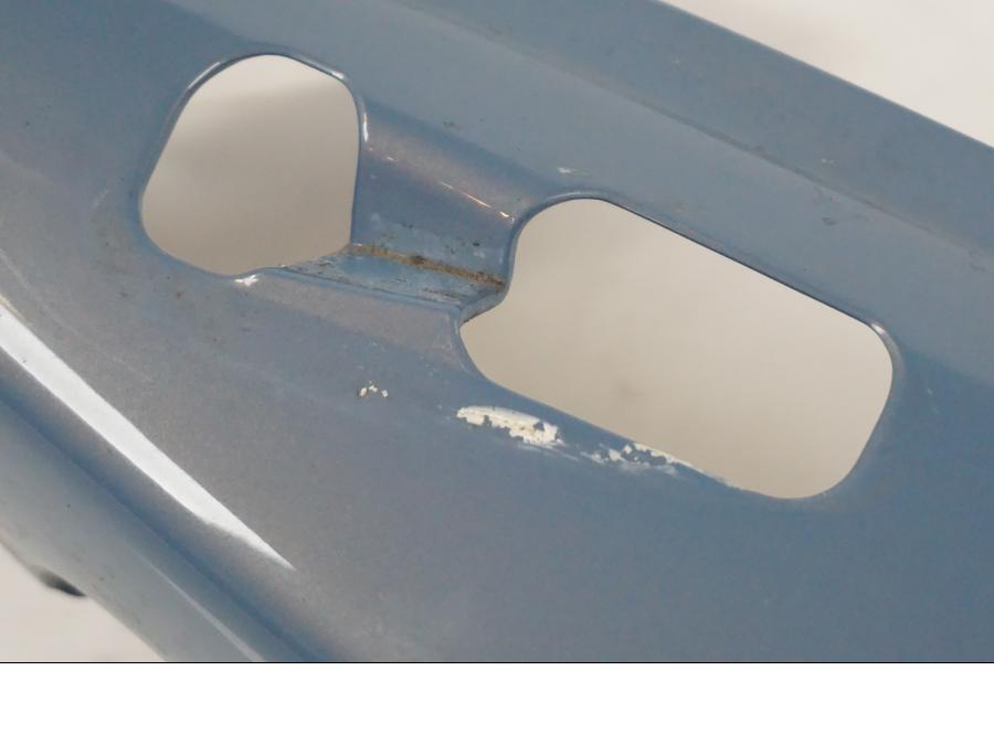 Baksidan på Bakvinge från en BMW F 650 CS -2002 motorcykel.