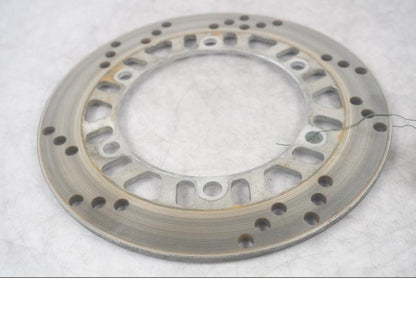 Framsidan på Bromsskiva från en Kawasaki GPZ 600 -1993 motorcykel.