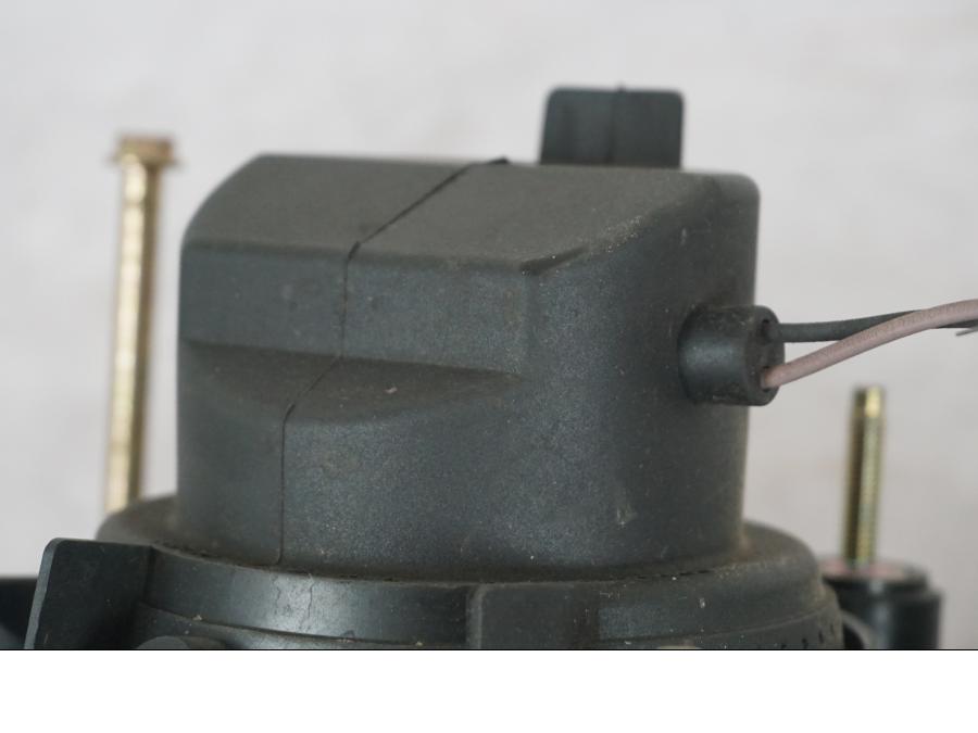 Extrabild3 på Strålkastare från en Suzuki SV 650 -1999 motorcykel.