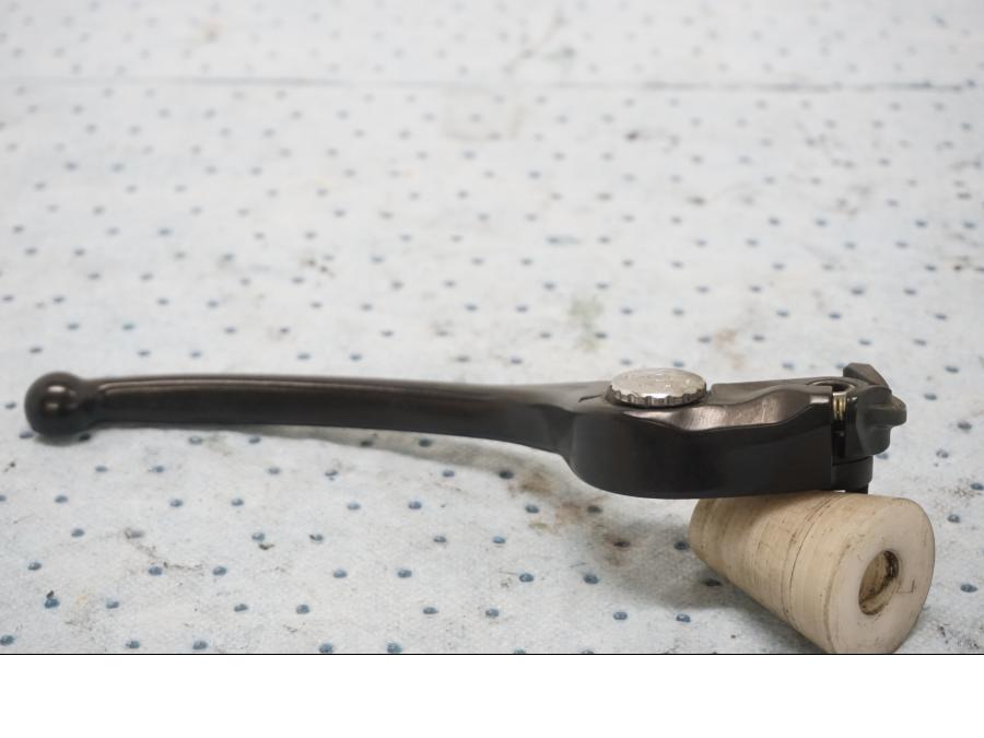 Baksidan på Bromsgrepp från en MV Agusta F3 675 -2014 motorcykel.