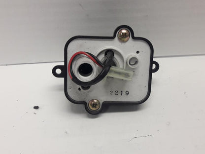 Baksidan på Klocka från en Triumph Tiger -1999 motorcykel.