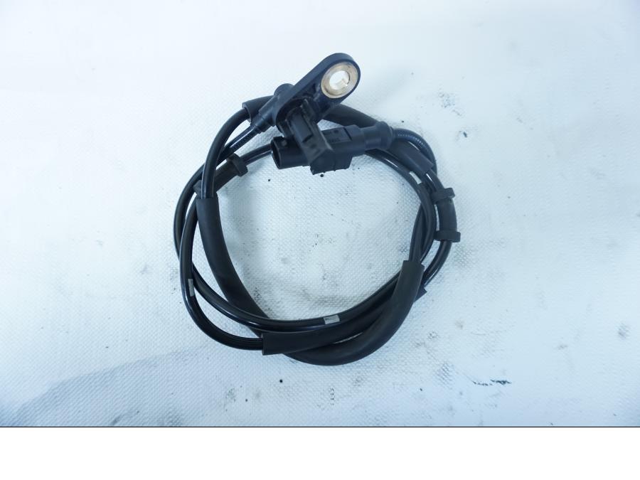 Framsidan på ABS givare från en Kawasaki Ninja 650 -2018 motorcykel.