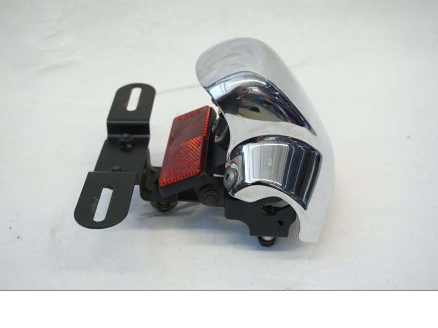 Höger sida på Skylthållare från en Kawasaki VN 900 -2006 motorcykel.