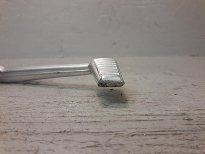 Baksidan på Bromspedal från en Honda CBR 600 RR -2007 motorcykel.