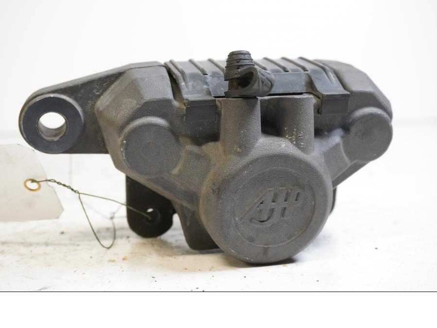 Framsidan på Bromsok från en Suzuki GS 500 -2004 motorcykel.